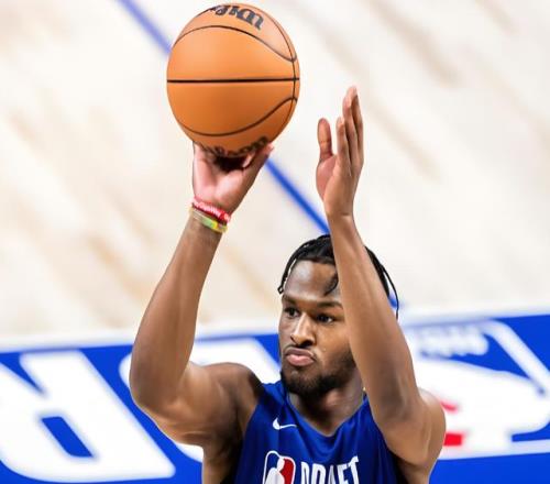 王曼昱击败,孙颖莎,勇夺亚洲杯,乐竞体育平台,乐竞体育官方网站,乐竞体育登录入口,乐竞体育app下载