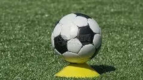 清纯女星深夜拜访导演门，杨幂揭露娱乐圈“潜规则”：陪导演睡觉成常态？