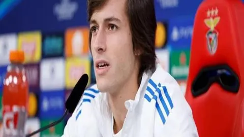 王曼昱击败孙颖莎，勇夺亚洲杯女单冠军